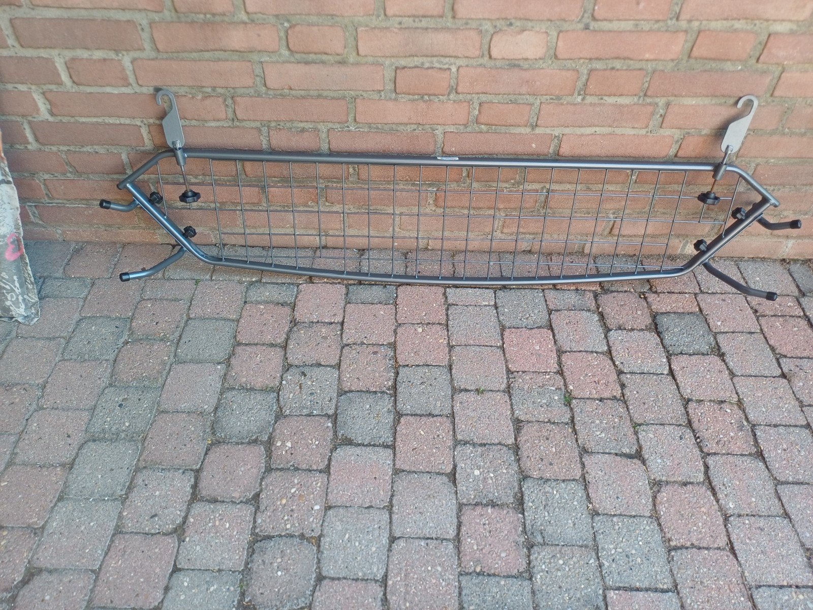 Bagage / hondenrek achterin auto, Ophalen