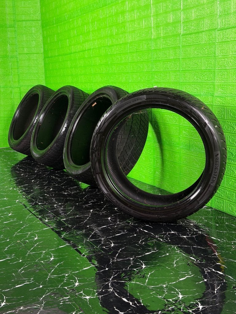 4x Vredestein Wintrac Pro winterbanden 285/40R22, Auto-onderdelen, Banden en Velgen, Niet ingevuld, Gebruikt, 285 mm, Niet ingevuld