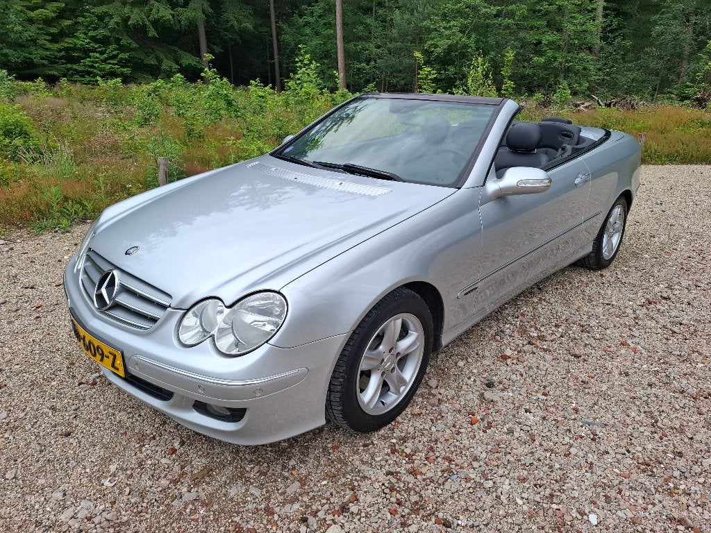 CLK200 (W209) Elegance Cabriolet aut. met LPG!, Auto's, Mercedes-Benz, Automaat, Zwart, 4 cilinders, Cabriolet