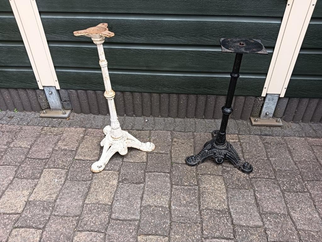 2x gietijzer bistro tafelpoot, Ophalen, Gebruikt, Rond, Metaal