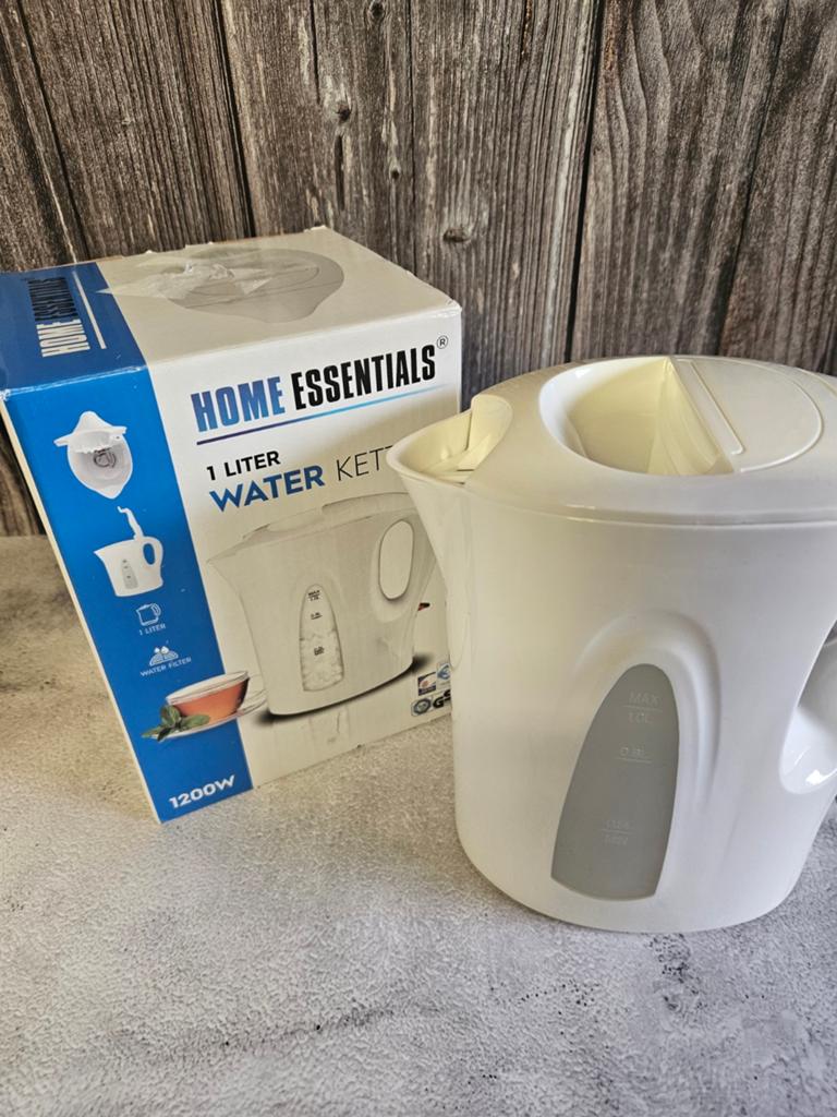 Nieuwe Home Essentials Waterkoker 1 Liter - 1200W, Home Essentials, Nieuw, Ophalen of Verzenden, Home Essentials