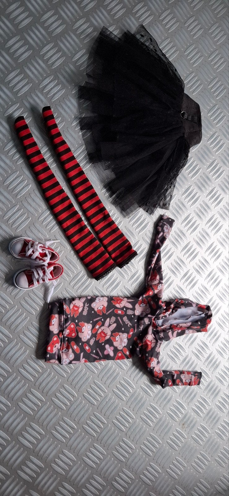 BJD SD kleding set lot rood, Ophalen of Verzenden, Gebruikt, Kleertjes