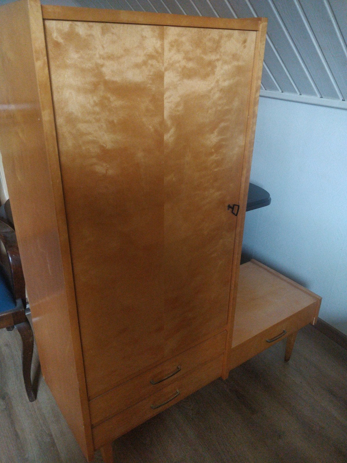 Antieke ouderwetse vintage kast uit de jaren 50/60, Antiek en Kunst, Antiek | Meubels | Kasten, Ophalen
