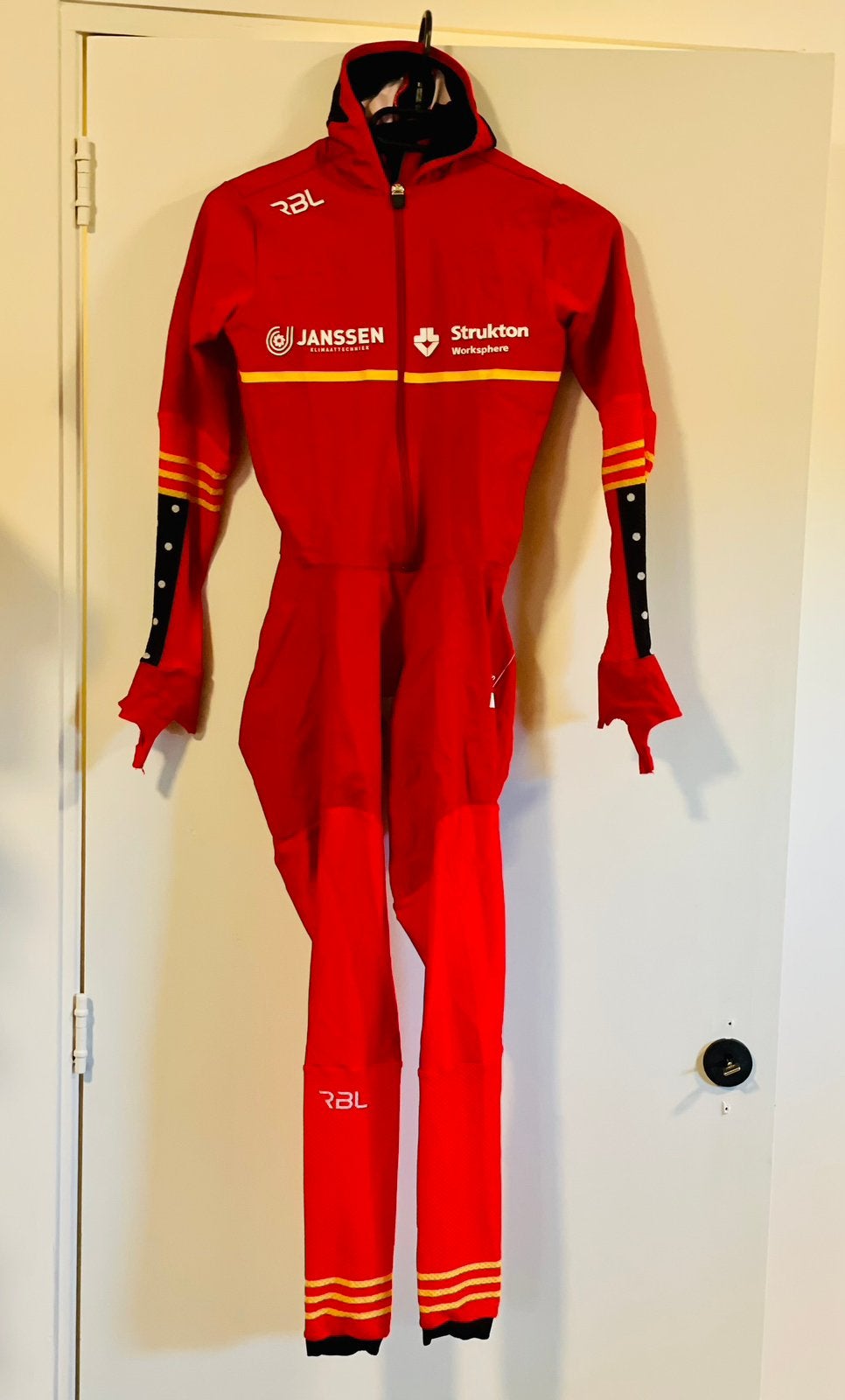 Schaatskleding schaatspak snelpak rubber maat M merk RBL, Sport en Fitness, Schaatsen, Ophalen of Verzenden, Zo goed als nieuw