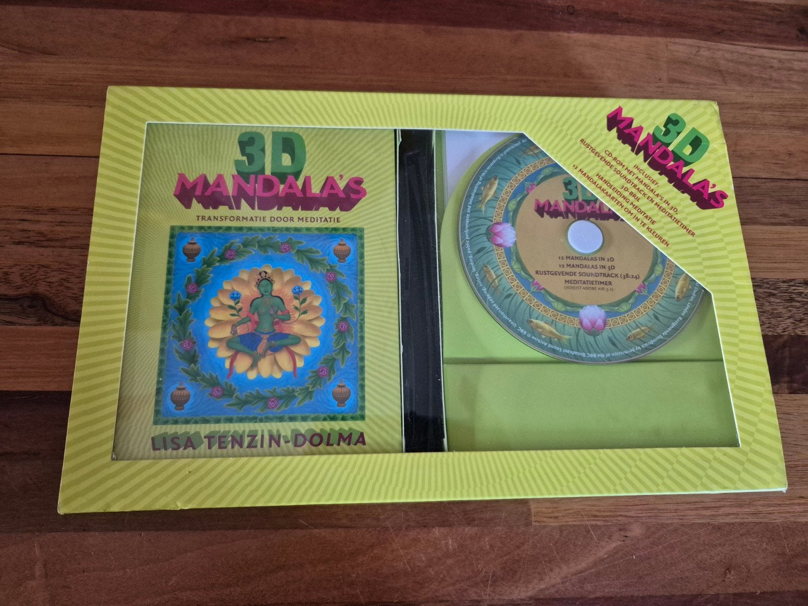 3D Mandala's: Transformatie door Meditatie (Boek & CD), Boeken, Meditatie of Yoga, Ophalen of Verzenden, Zo goed als nieuw, Lisa Tenzin-Dolma