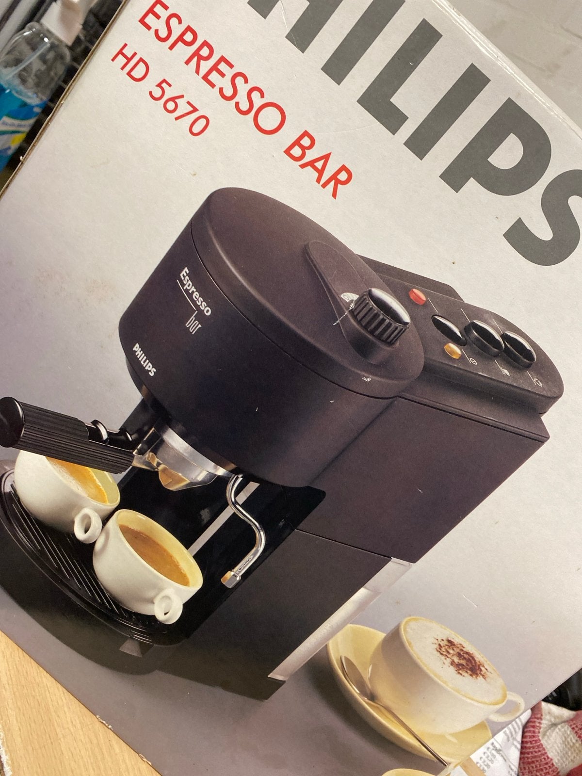 Philips Espresso Bar HD 5670 - Zo goed als nieuw, Espresso apparaat, Gemalen koffie, Zo goed als nieuw, 2 tot 4 kopjes