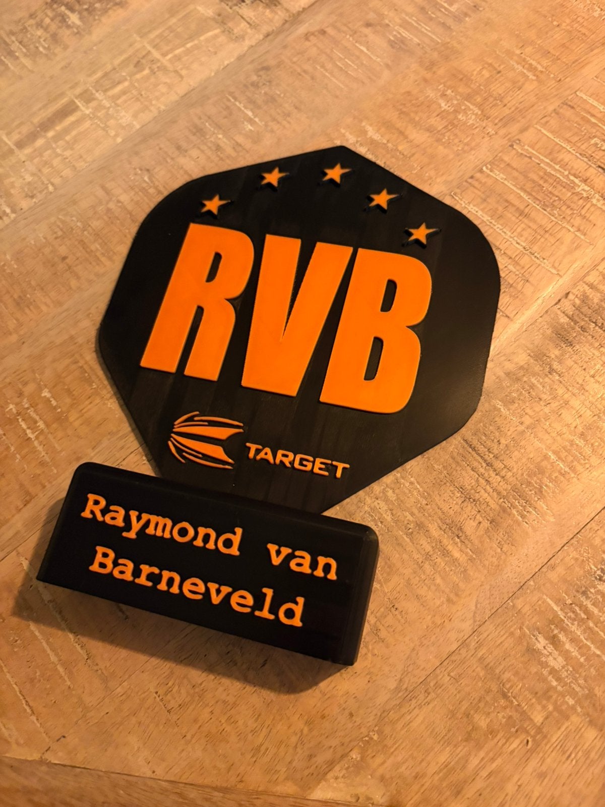 Raymond van Barneveld dartpijlenhouder, Sport en Fitness, Ophalen of Verzenden, Nieuw
