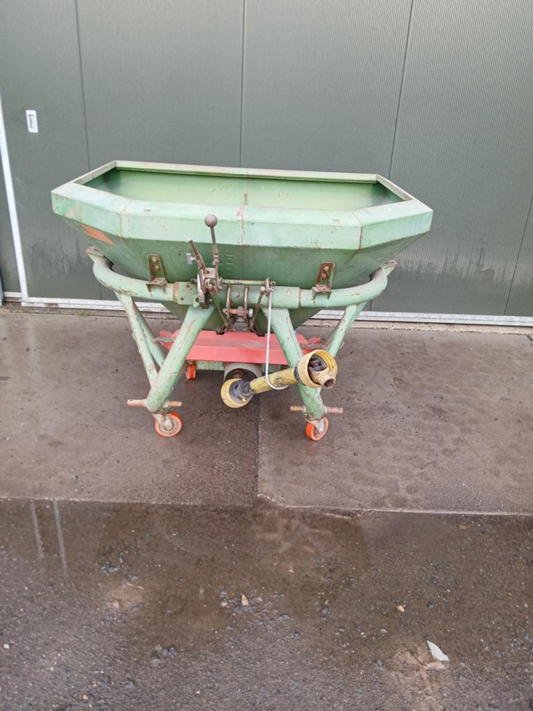 Amazone ZA-F 803 kunstmeststrooier, Ophalen, Akkerbouw, Gewasbescherming en Bemesting