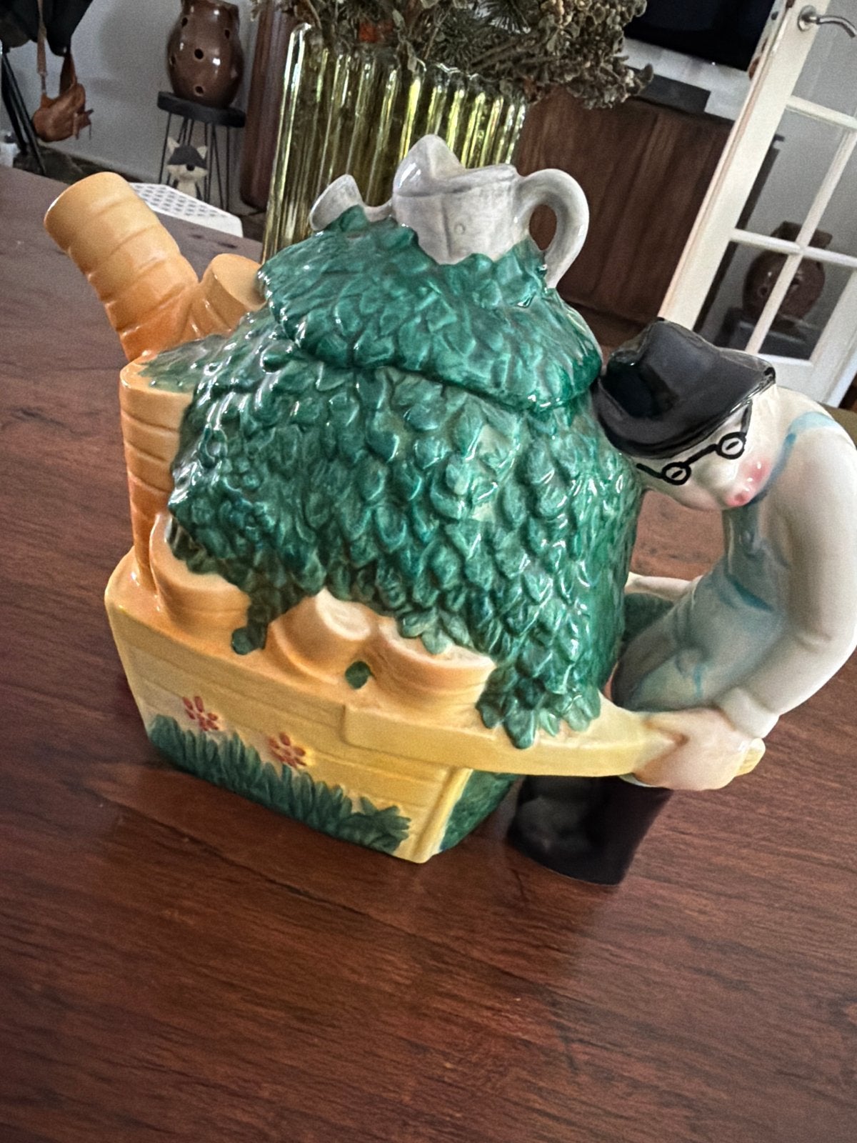 theepot 'Tuinman met kruiwagen' - J. Luber, Ophalen of Verzenden