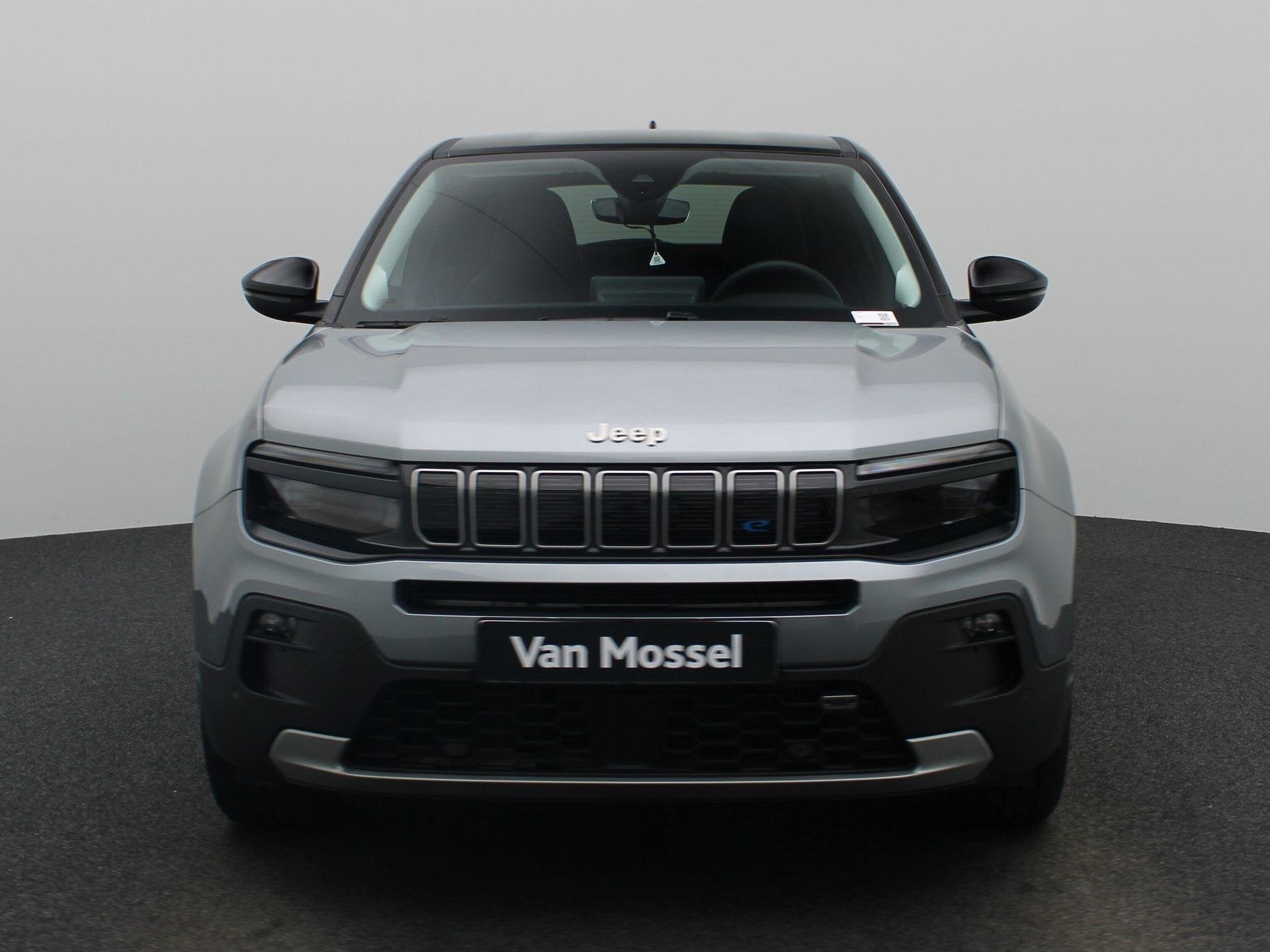 Jeep Avenger 1st Edition 54 kWh | Climate | LMV | Camera | e, Gebruikt, 334 min, 156 pk, Leder en Stof
