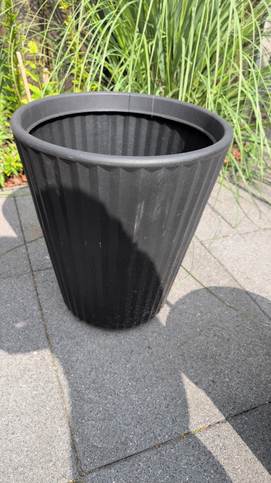 IKEA BJÖRNBAMBU Bloempot - Zwart, 41cm hoog, Tuin en Terras, Ophalen, Kunststof, 40 cm of meer, Rond