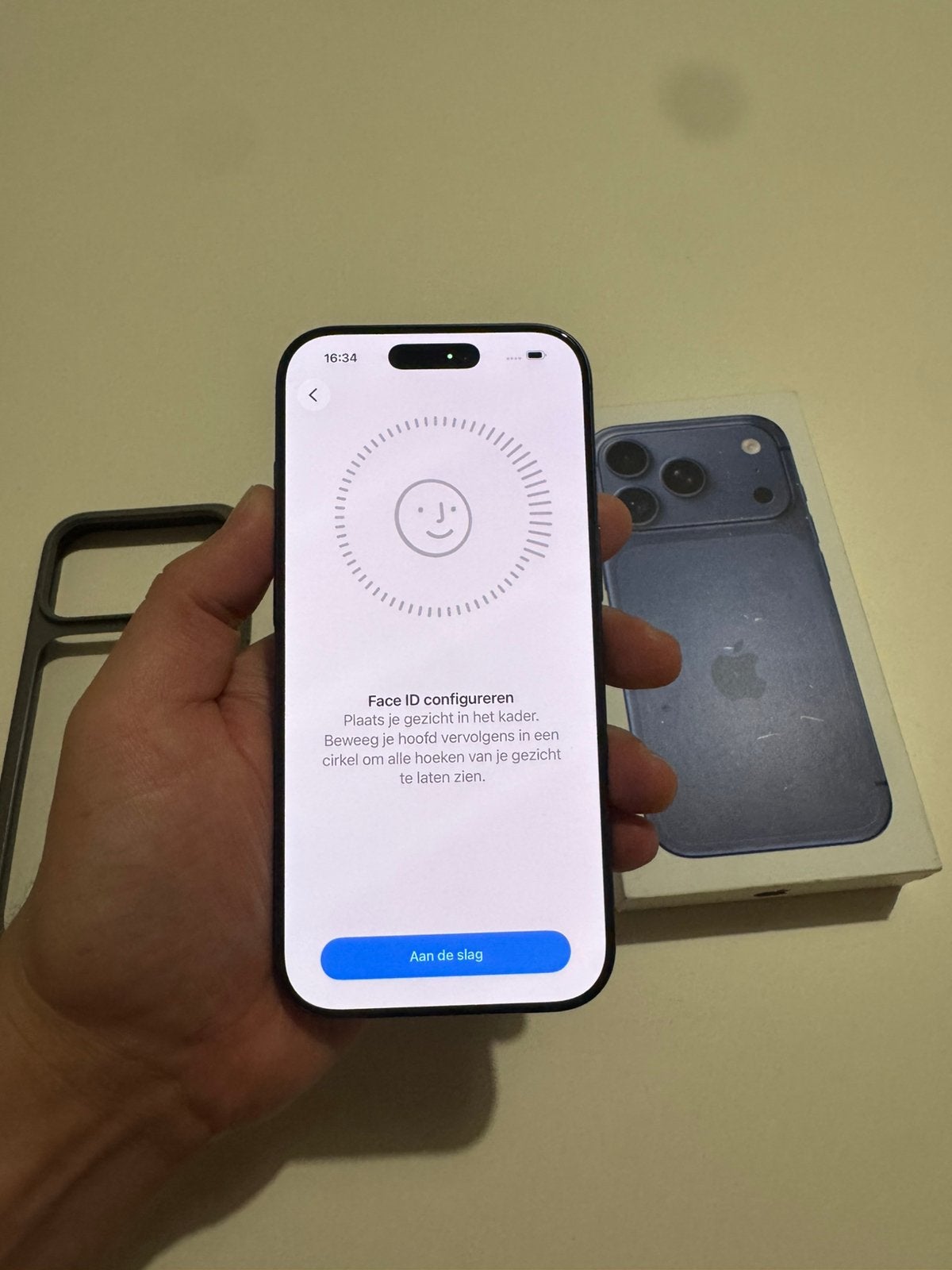 Foto 9 van Nette Iphone 17 Pro 256GB | Doos + Hoesje | 96% Batterij