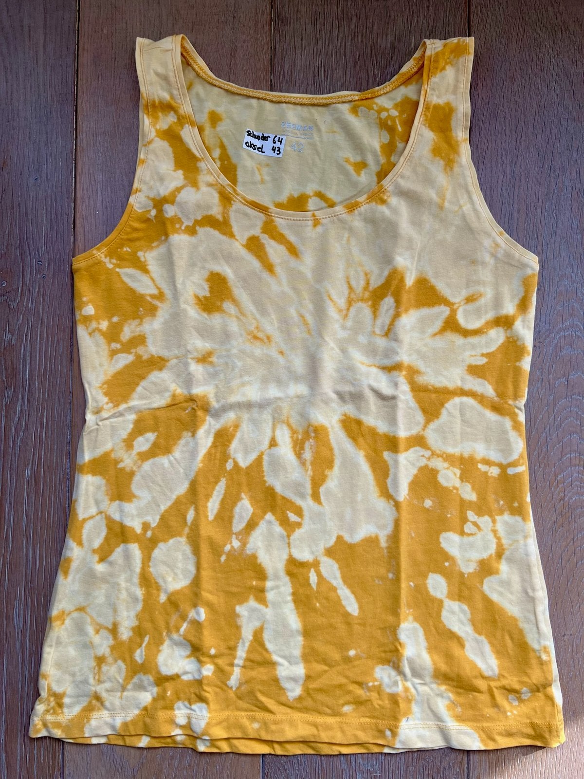 Hippie TIE DYE top mt 42 Handgeverfd dus uniek, Geel, Maat 42/44 (L), Nieuw, Ophalen of Verzenden