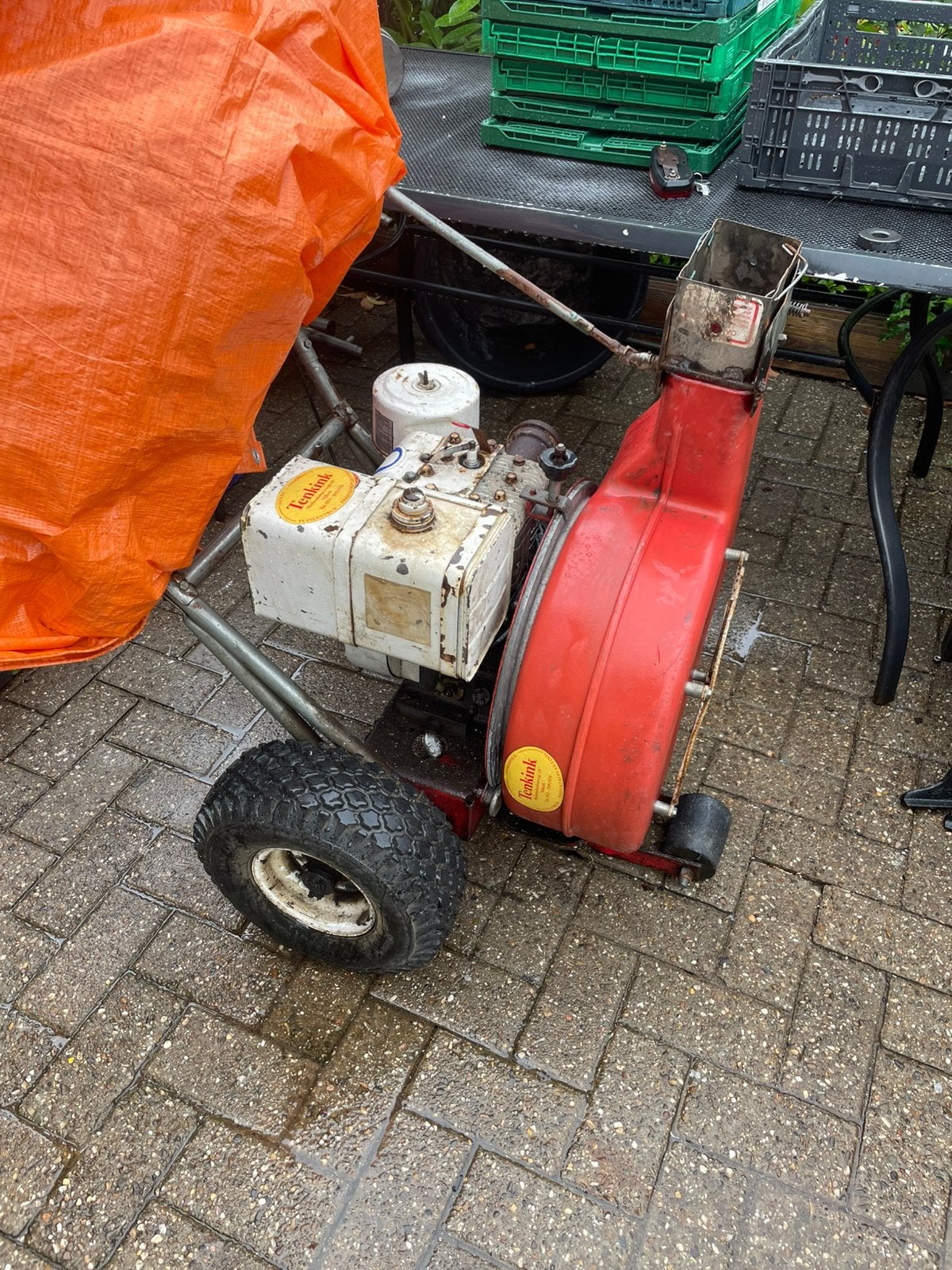 Hurricane parker Bladblazer op wielen briggs straton 8hp, Ophalen, Benzine, Gebruikt, Nvt