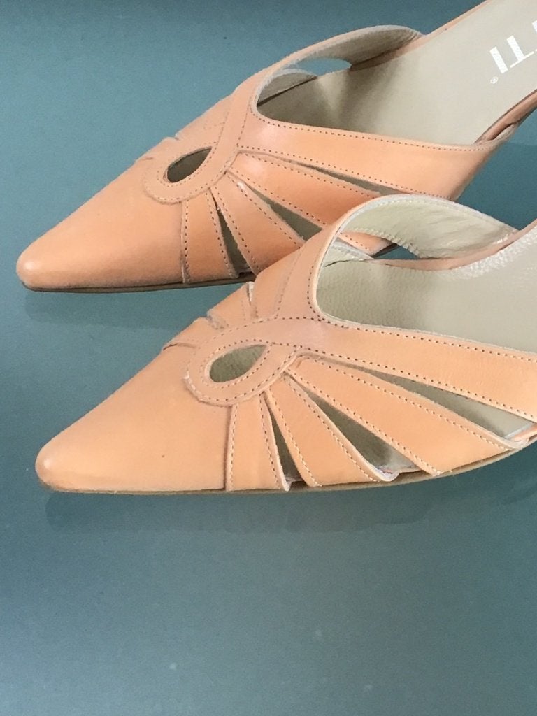 Firetti 38 | Nieuwe leren pumps | Gratis verzenden, Pumps, Overige kleuren, Verzenden, Nieuw