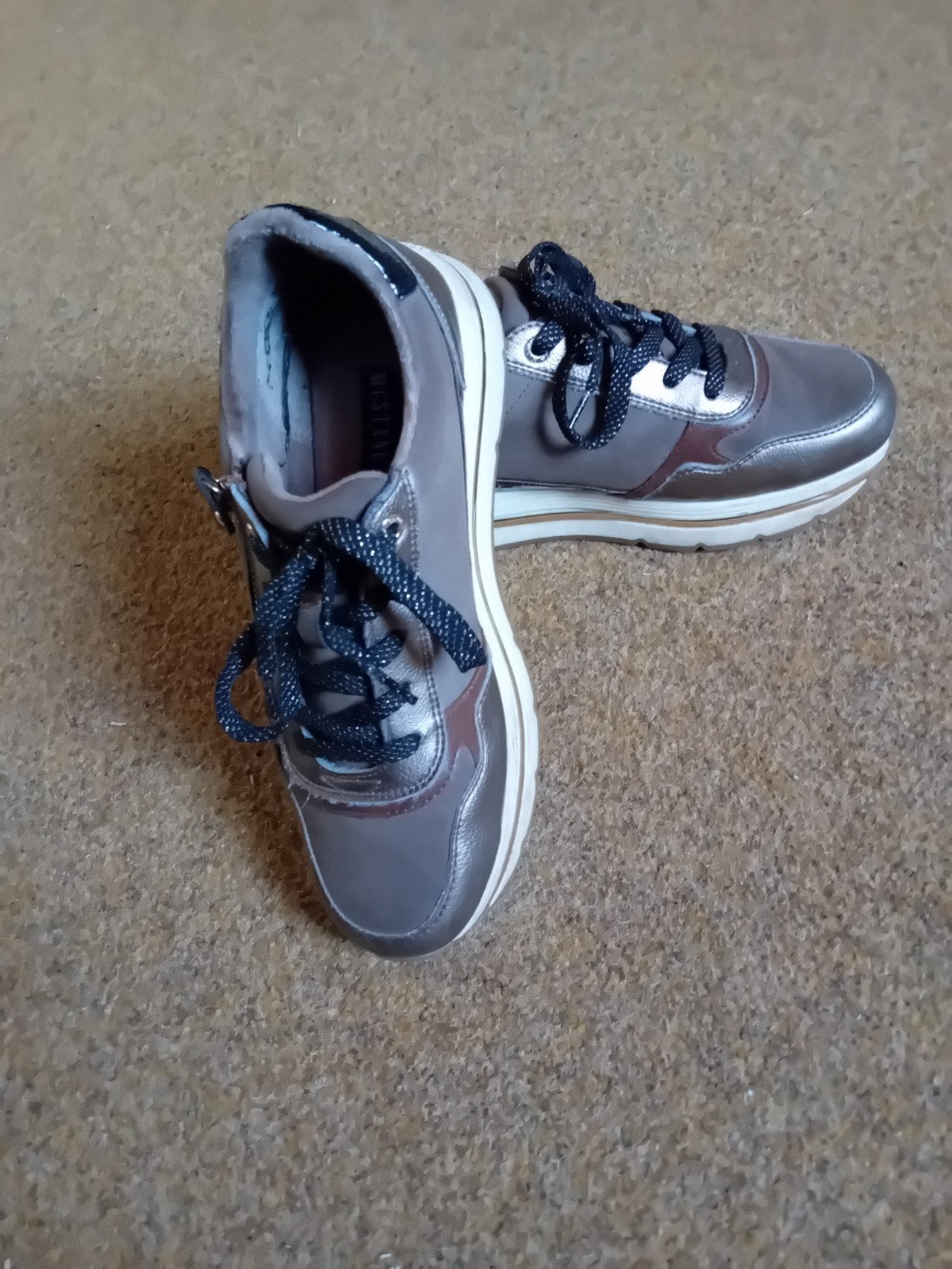 Mustang sneakers, Ophalen of Verzenden, Mustang, Sneakers of Gympen, Zo goed als nieuw