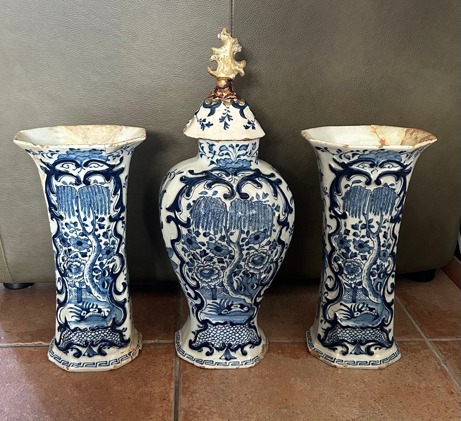 Delfts blauw kaststel “De Porceleyne Lampetkan”, Ophalen