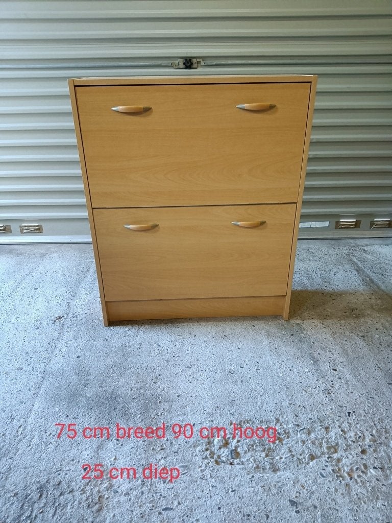 Schoenenkastje, Ophalen, Gebruikt