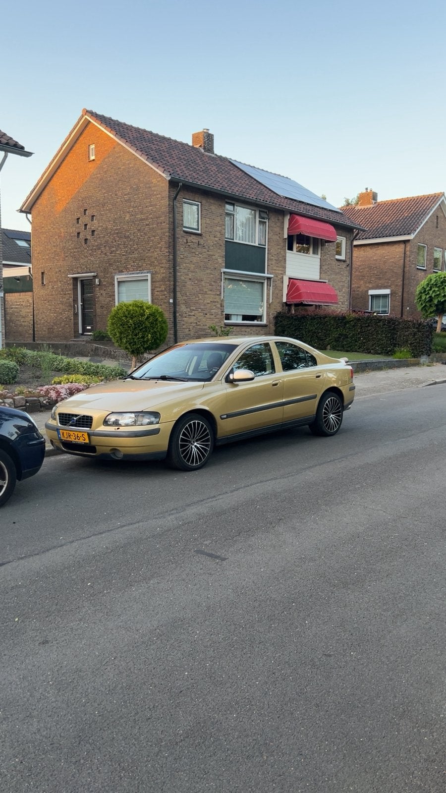 Volvo 2001 Geel, Auto's, Volvo, Particulier, S60, Benzine, Sedan, Handgeschakeld, Geïmporteerd, Geel, Ophalen