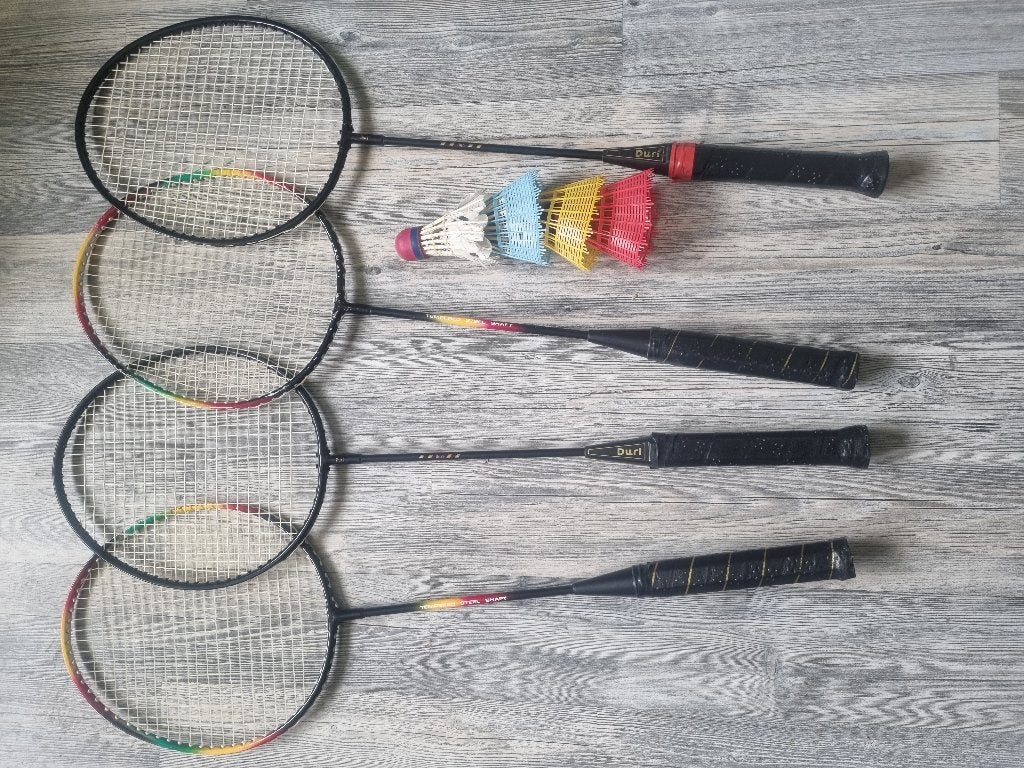 Badminton Rackets, Ophalen, Racket(s)