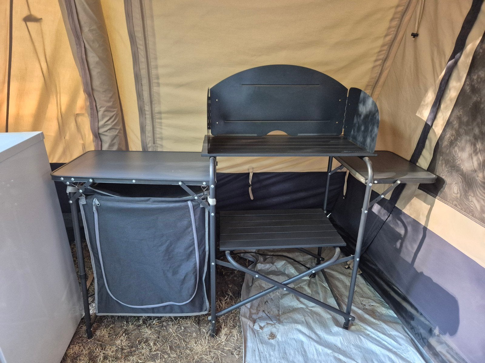 Bardani campingkeuken met windscherm en opberghoes, Ophalen, Zo goed als nieuw, Overige
