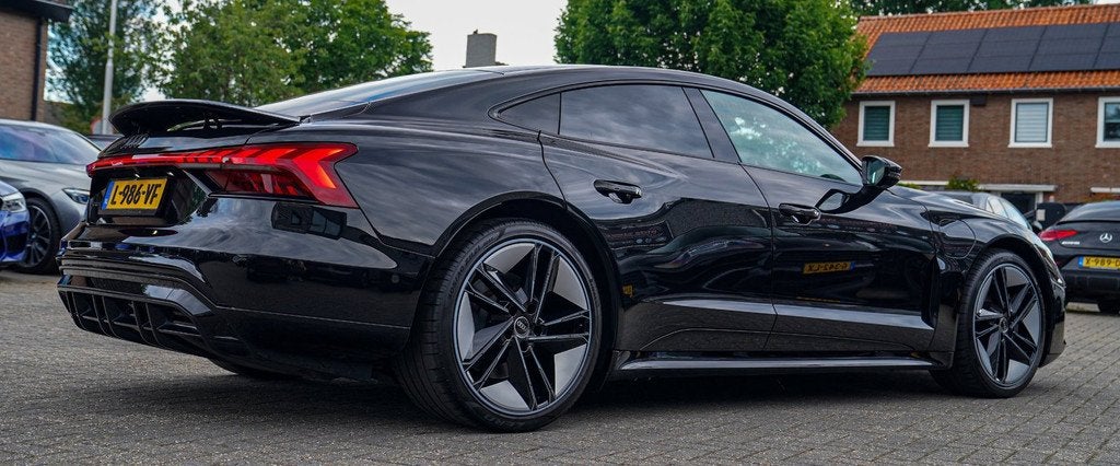 Audi E-tron GT GT edition ZERO Competition 93 kWh | 1e eigen, Automaat, 479 km, Gebruikt, Leder en Stof