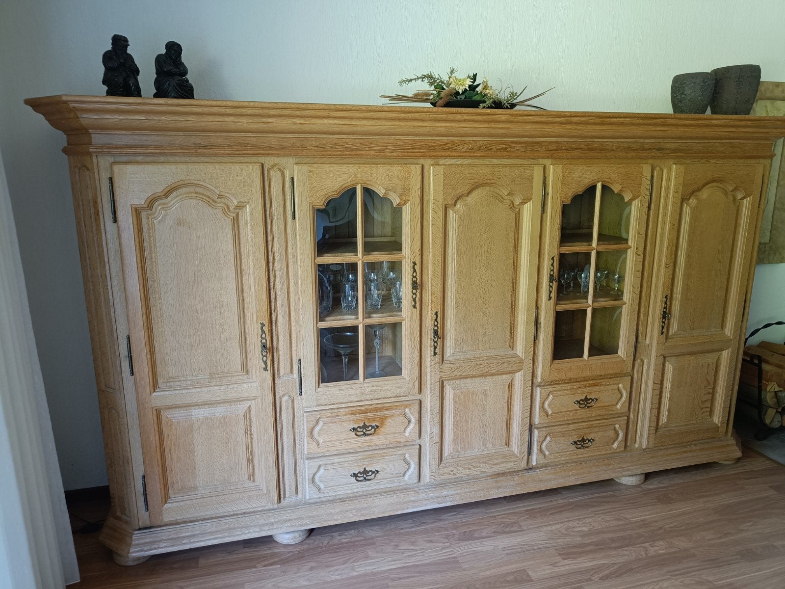 Massief houten kast, Huis en Inrichting, Ophalen, Met lade(s), Zo goed als nieuw, 200 cm of meer