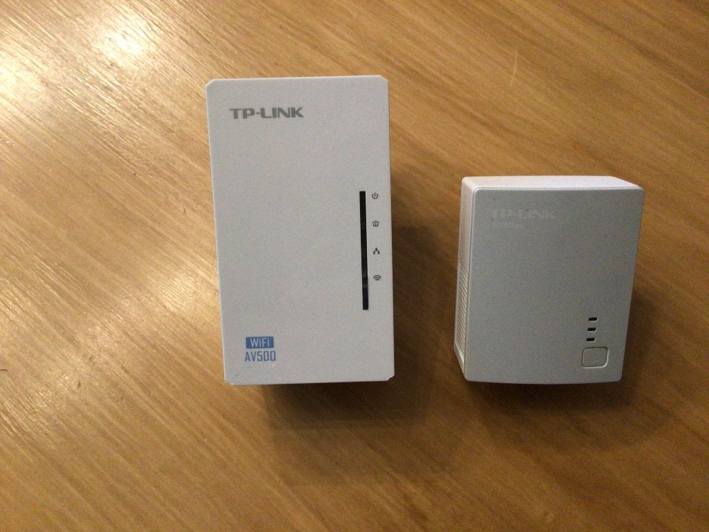 TP-LINK TL-WPA4220 AV500 WiFi Powerline extender, Computers en Software, WiFi-versterkers, Ophalen of Verzenden, Zo goed als nieuw