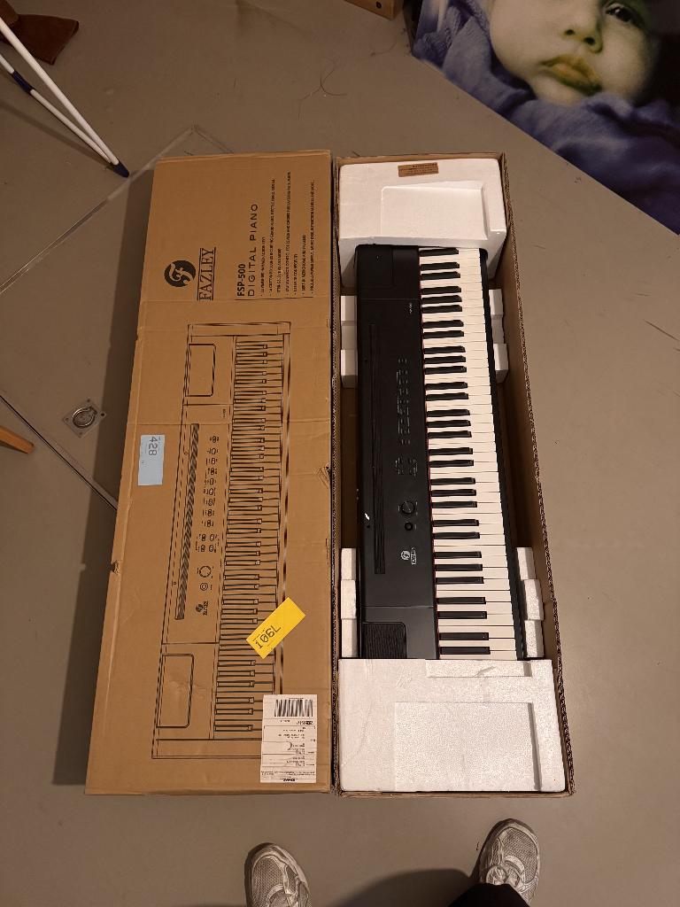 Fazley FSP-500 Digital Piano  *Gratis piano stand*, Zwart, Digitaal, Ophalen of Verzenden, Zo goed als nieuw