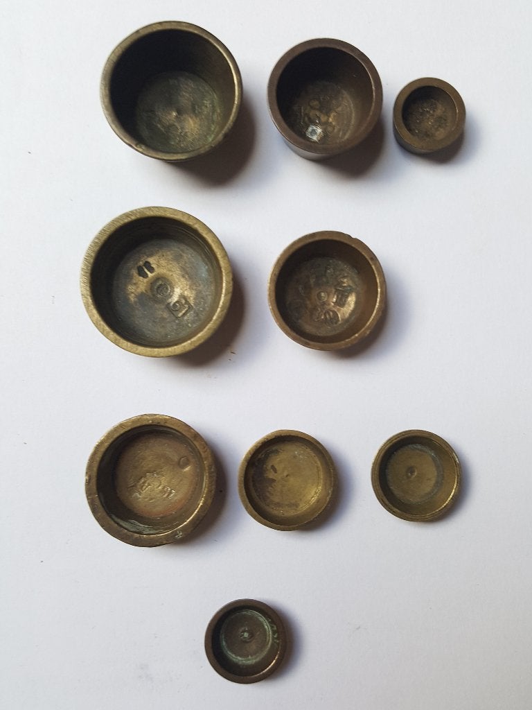 Sluitgewicht, 9 losse nestjes, gemerkt, brons, 17e-19e eeuw, Antiek en Kunst, Verzenden