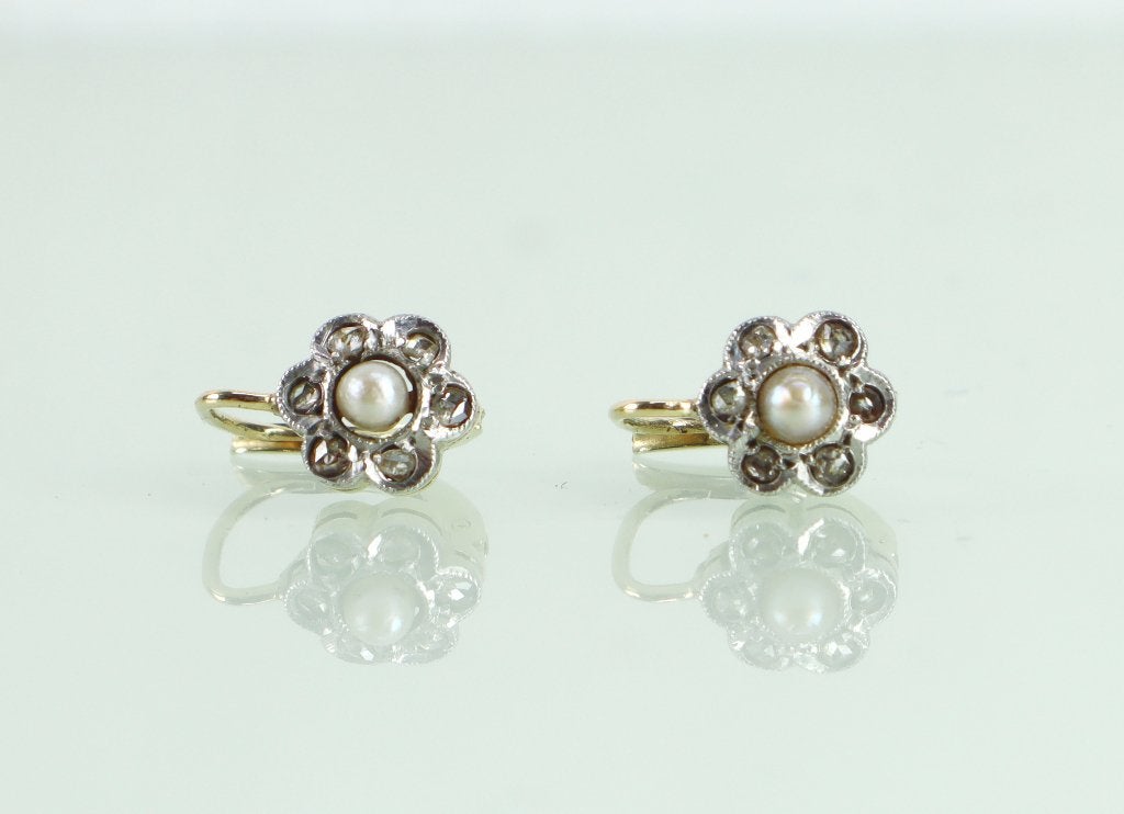 Antieke gouden oorbellen bloem parel diamant, Art Deco, Ophalen of Verzenden, Goud, Oorbellen, Met edelsteen
