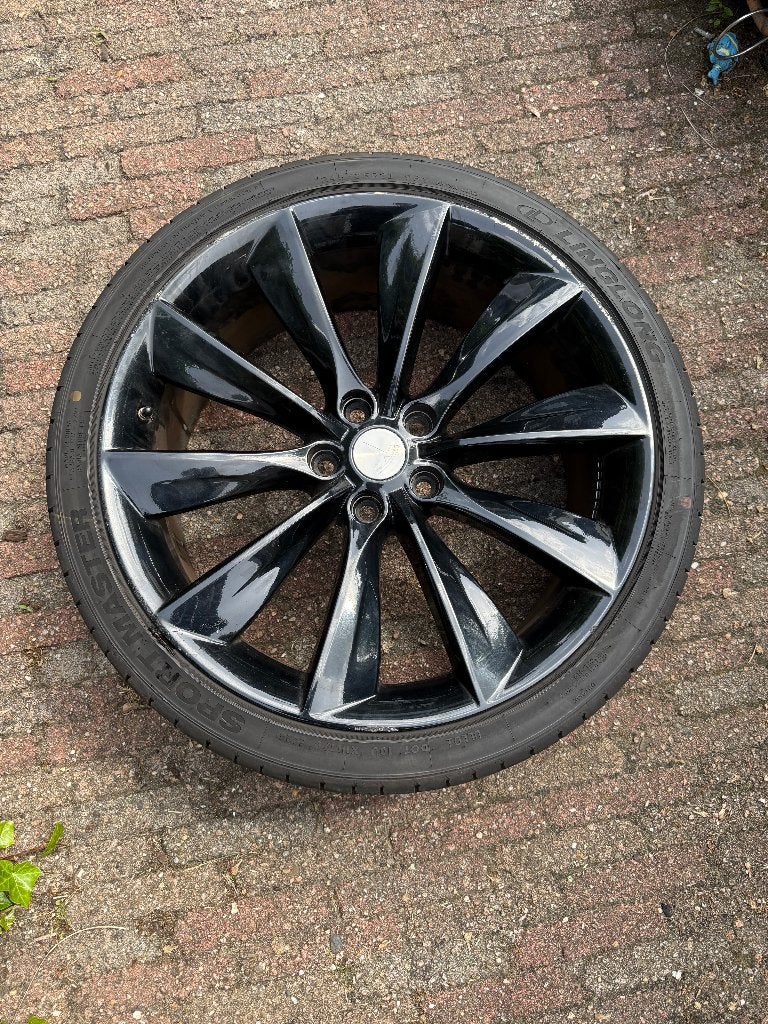Tesla 21 inch Black Turbine Model S velgen met nieuwe banden, Auto-onderdelen, Banden en Velgen, Ophalen, 245 mm, Banden en Velgen