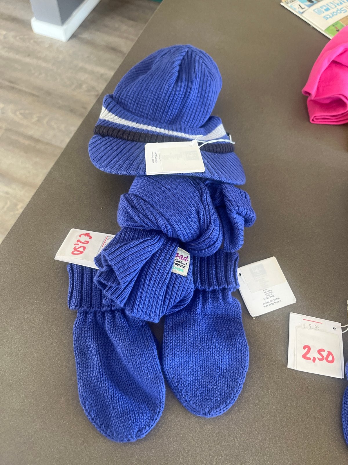 Partij kindersjaals en handschoenen 15 stuks, Jongen of Meisje, Nieuw, Ophalen of Verzenden, 104 of kleiner