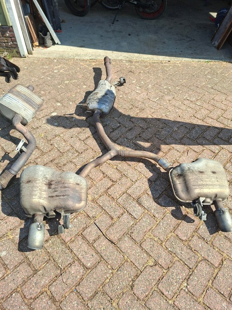 Uitlaat Audi A4 B9, Ophalen, Gebruikt, Audi