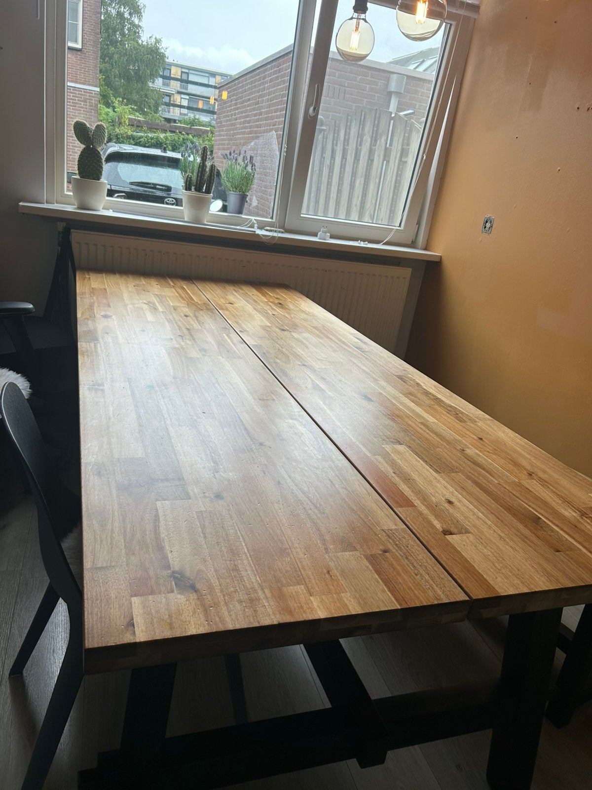 Eettafel met bankje, Ophalen, 50 tot 100 cm, Zo goed als nieuw, Metaal