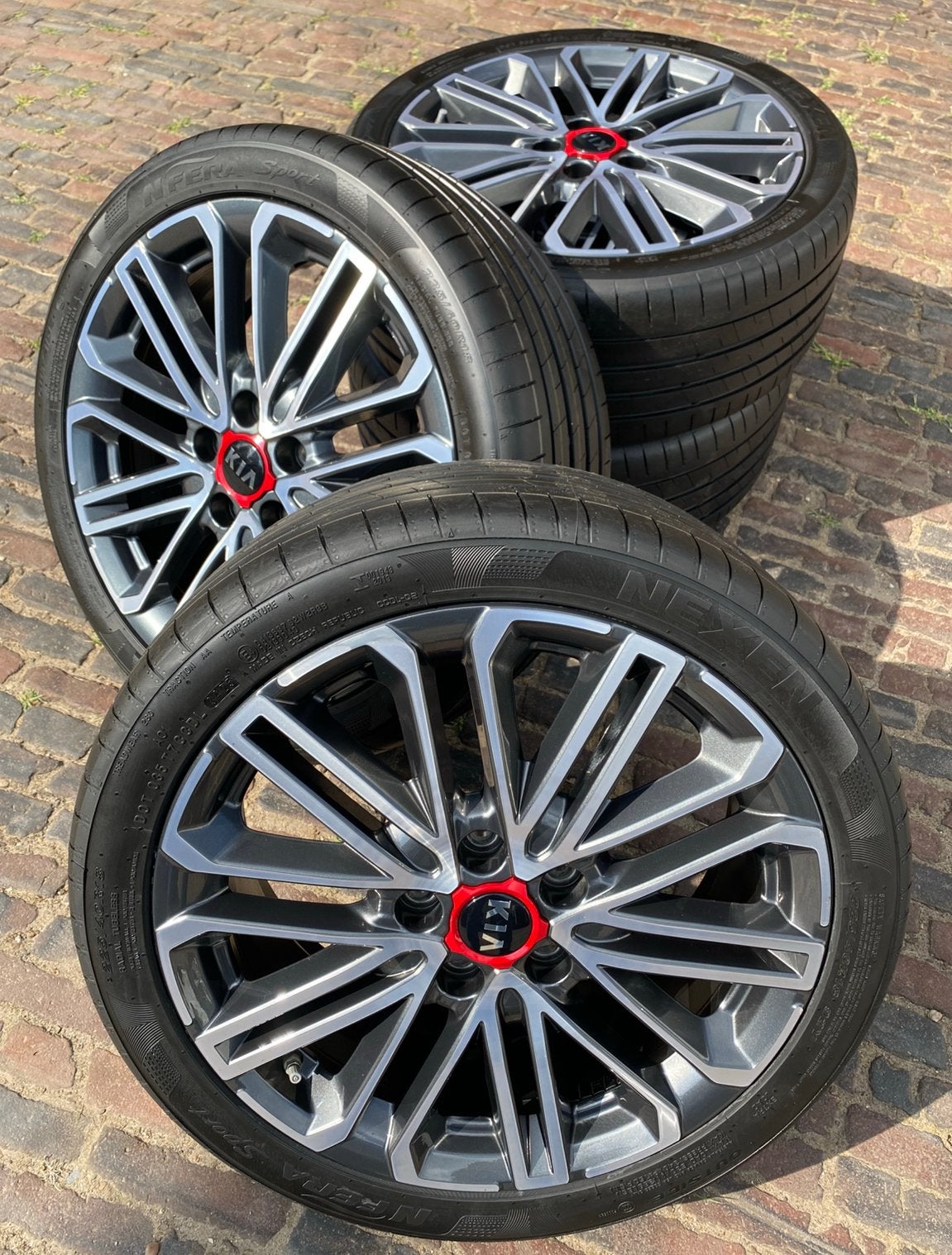 18” Kia Ceed / ProCeed GT velgen + tpms +  NIEUWE 225/40 R18