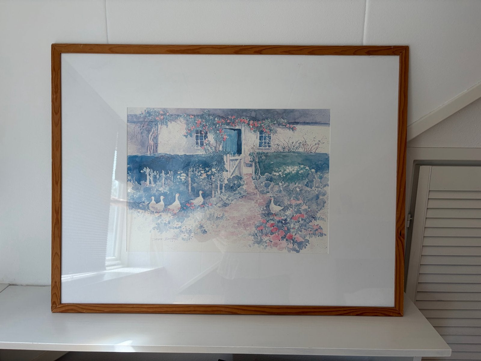 Schilderij: Engelse cottage met tuin en ganzen, Ophalen, Realistisch, Aquarel, Ingelijst