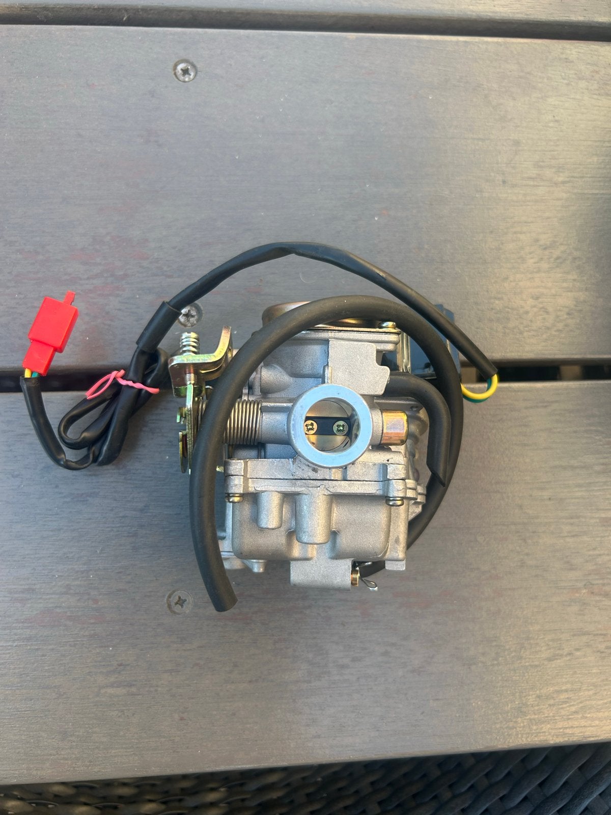 Nieuwe Carburateur GY6 blok voor Peugeot Kisbee/Django, Ophalen of Verzenden, Nieuw, Carburateur, Peugeot
