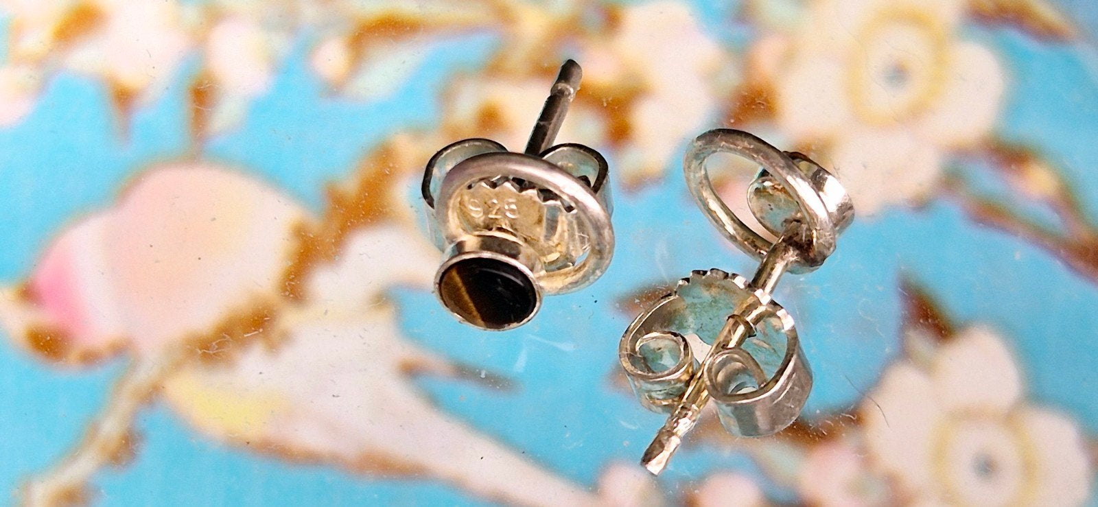 Restant inboedel edelsmid 79 zilver tijgeroog oorstekers, Verzenden, Nieuw, Met edelsteen, Knopjes of Stekers