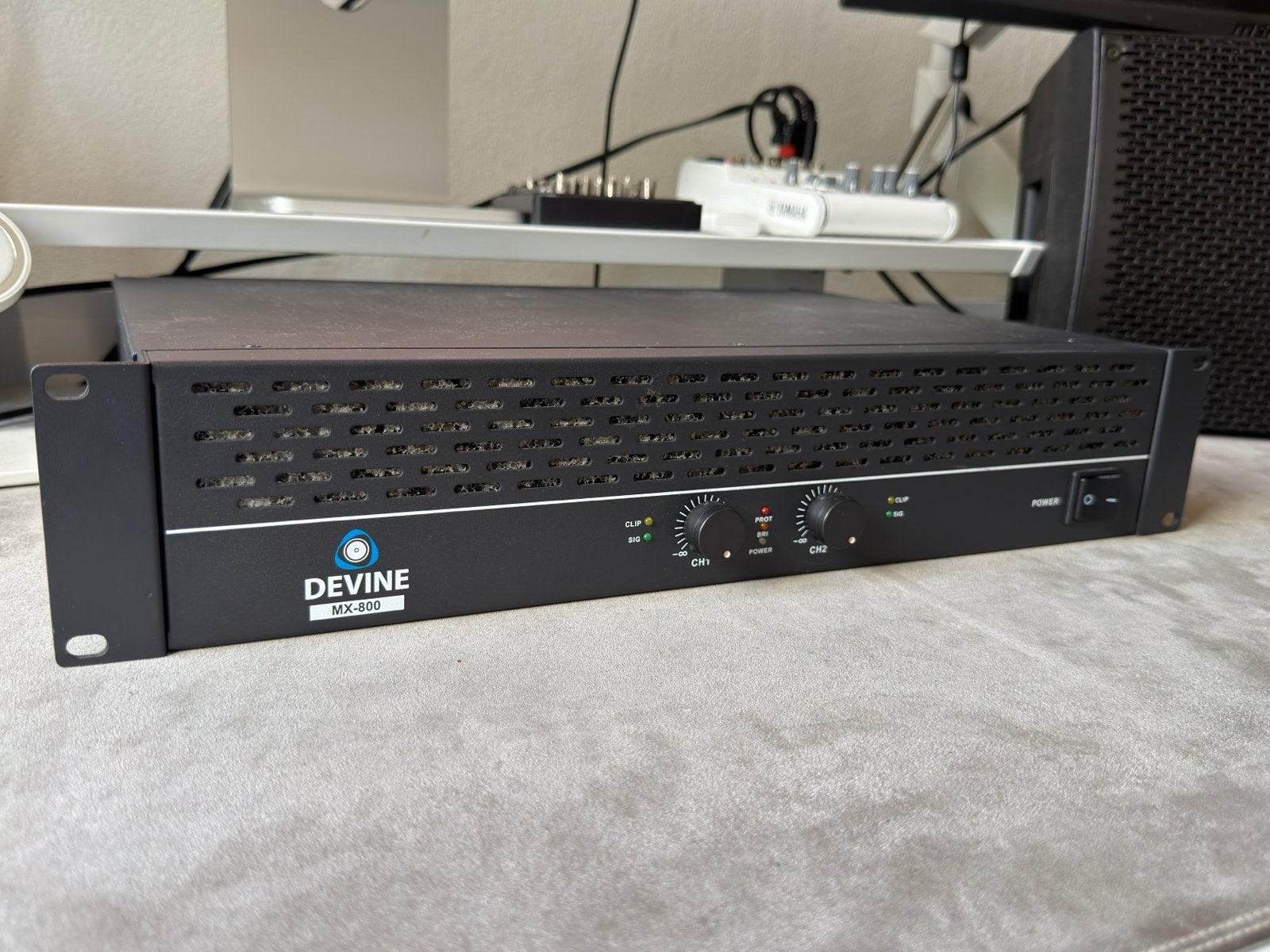 Devine MX-800 PA Versterker Rackable, Audio, Tv en Foto, 120 watt of meer, Ophalen, Overige merken, Gebruikt
