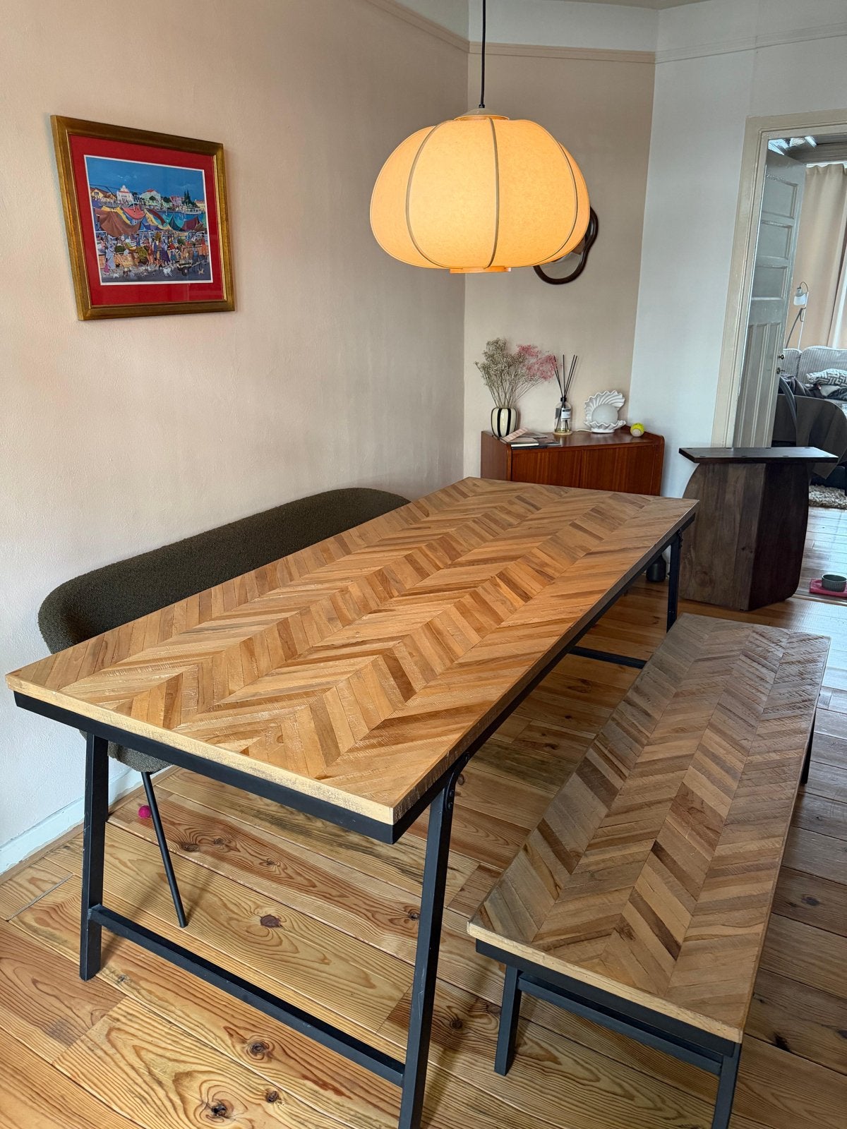 Eettafel met visgraatmotief +bijpassend bankje – 2 meter, Ophalen, 50 tot 100 cm, Zo goed als nieuw, Vijf personen of meer