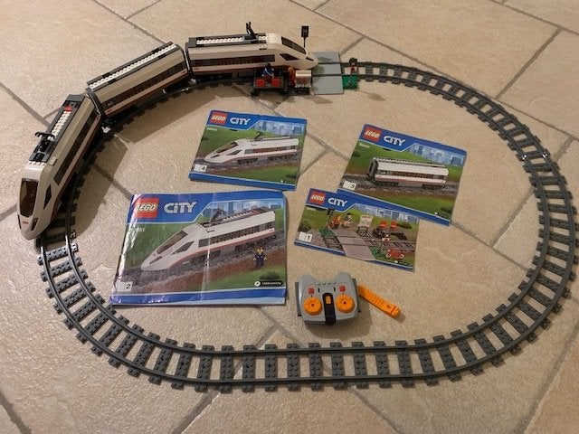 Lego city 60051 hogesnelheidstrein, trein, Kinderen en Baby's, Speelgoed | Duplo en Lego, Ophalen of Verzenden, Gebruikt