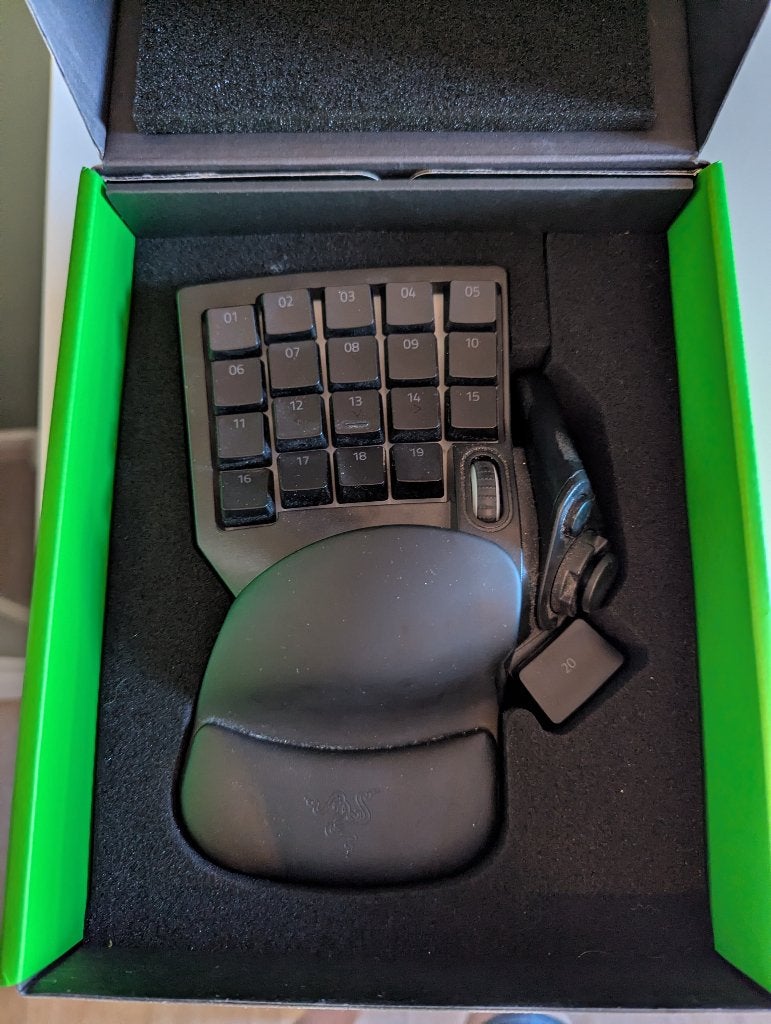 razer tartarus v2, Computers en Software, Toetsenborden, Verzenden, Zo goed als nieuw, Bedraad, Razer