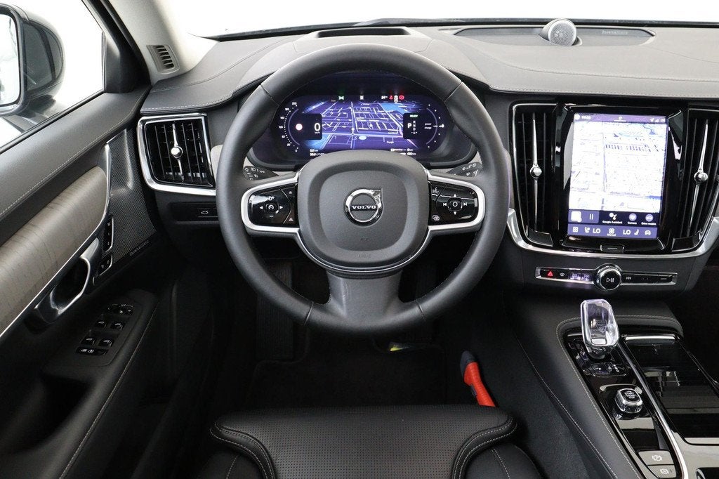 Volvo V90 T8 PLUG-IN HYBRID AWD ULTRA EXECUTIVE EDITION -PAN, Auto's, Automaat, 12 maanden, 4 cilinders, 180 min