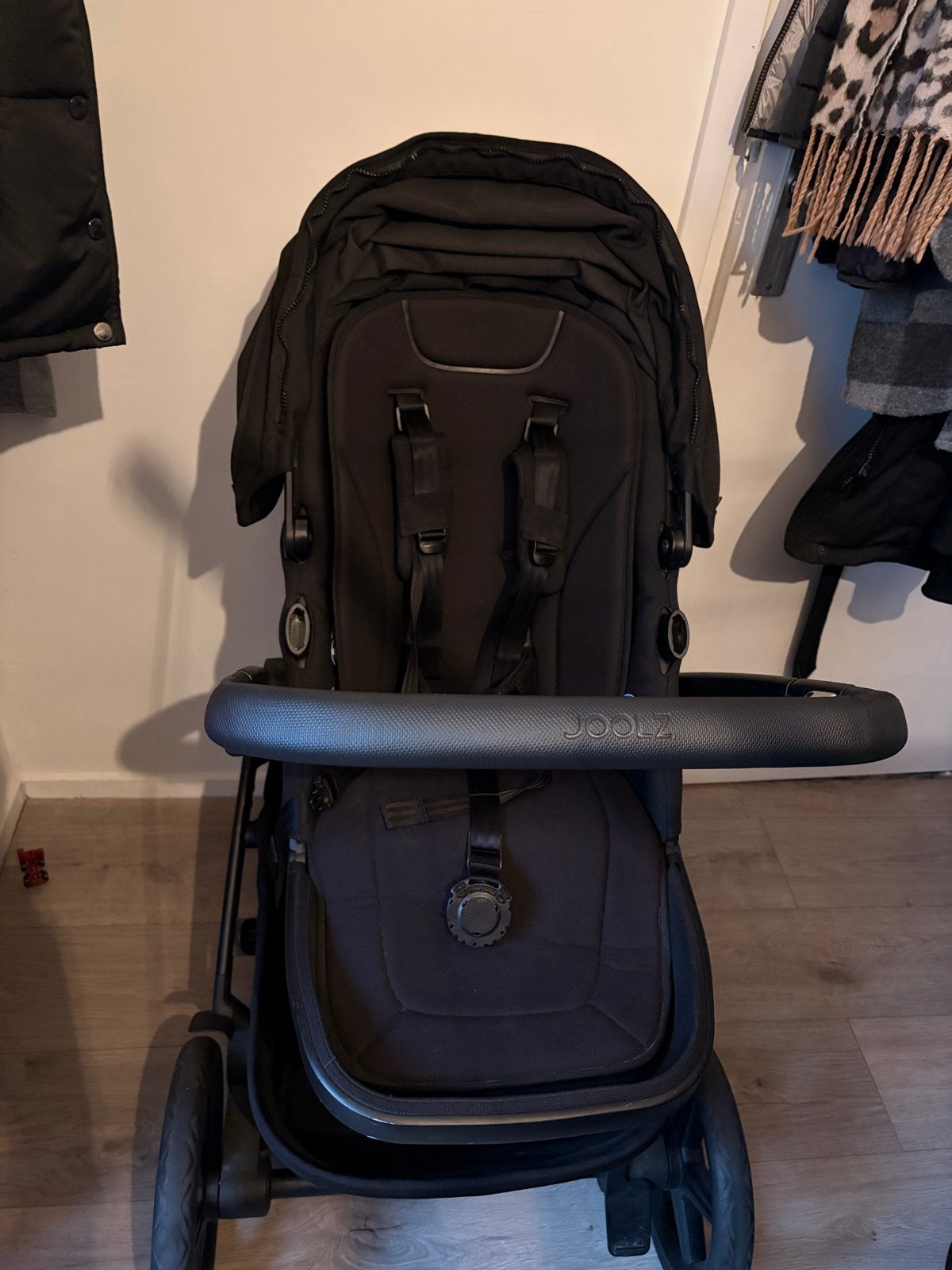 Joolz Geo3 Kinderwagen met reiswieg, zonnekap en adapters, Luchtbanden, Zo goed als nieuw, Combiwagen, Ophalen