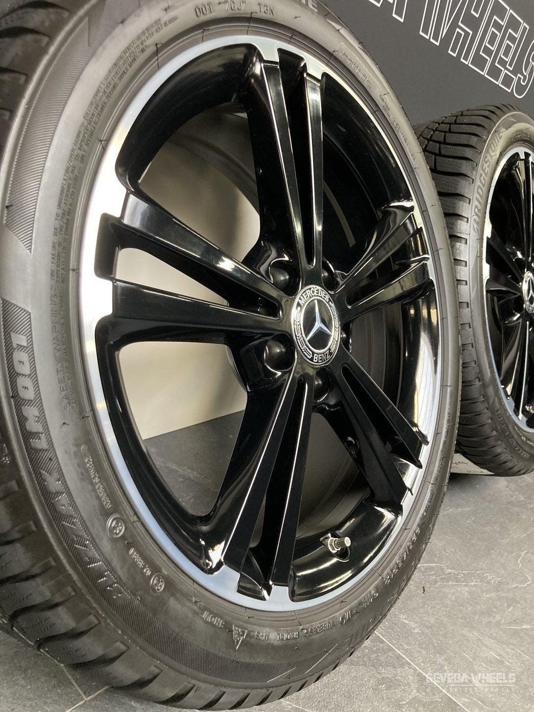 18” originele Mercedes A W177 B W247 velgen + winterbanden, Auto-onderdelen, Banden en Velgen, 18 inch, Gebruikt, -, -