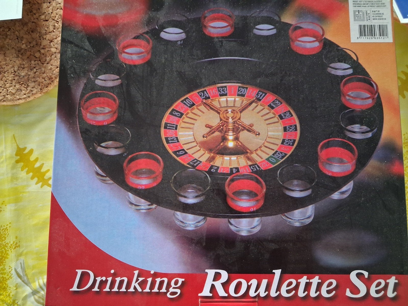 Drinking Roulette Set - Feestspel met shotglaasjes, Vijf spelers of meer, Ophalen of Verzenden, Zo goed als nieuw, Onbekend