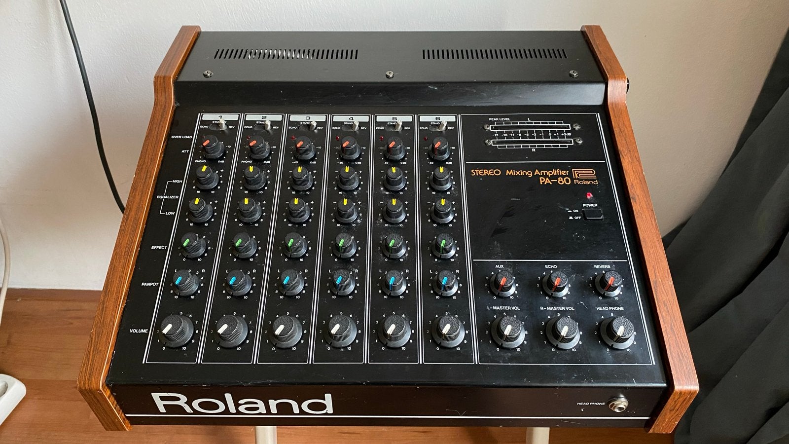 Roland PA-80 Vintage Mixer met Spring Reverb, Muziek en Instrumenten, Mengpanelen, Ophalen, Gebruikt, 5 tot 10 kanalen, Microfooningang