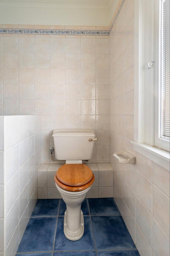 Heritage toilet met houten zitting en bijpassende rolhouder, Zo goed als nieuw, Minder dan 100 cm, 25 tot 50 cm, 50 tot 100 cm