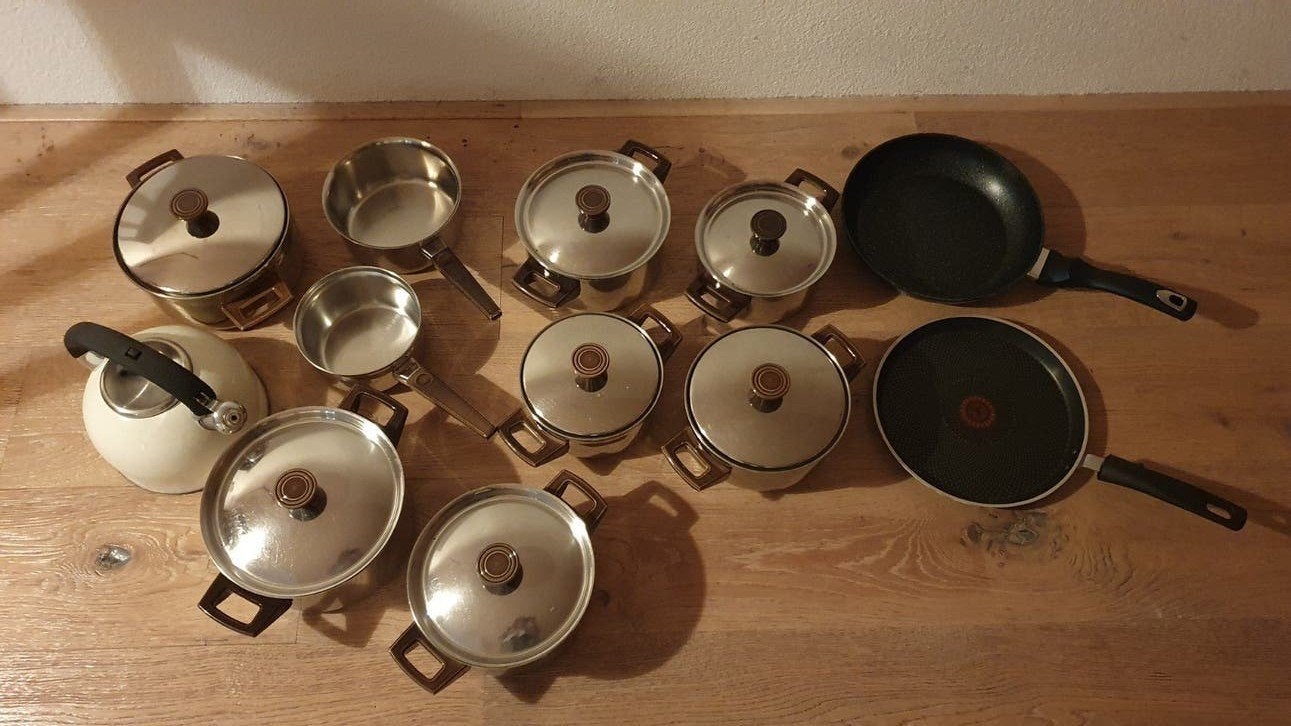RVS Pannenset met twee koekepannen - gas of elektrisch, Met deksel, Ophalen, Rvs, Pannenset